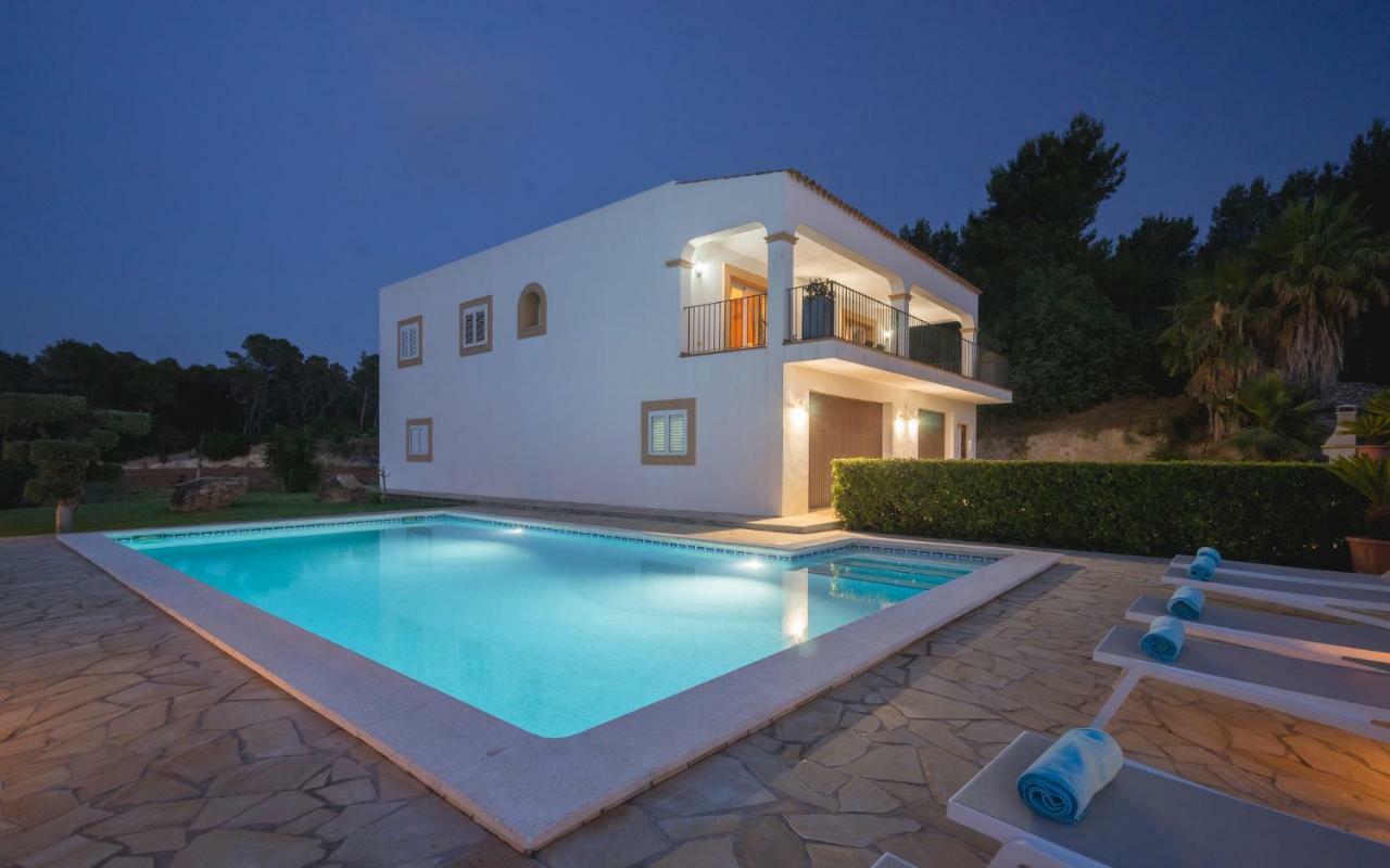 Can Roig Santa Gertrudis  Buitenkant foto